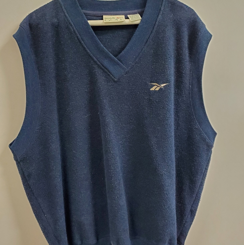 Reebok plush navy golf vest. LG